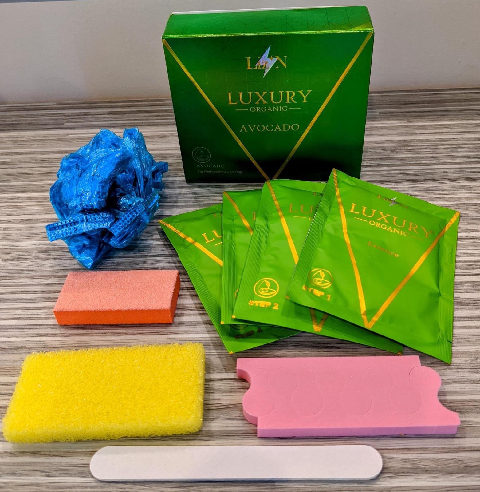 Monochrome Core Line